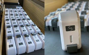 Les distributeurs de savon de la société française JVD sont très demandés.