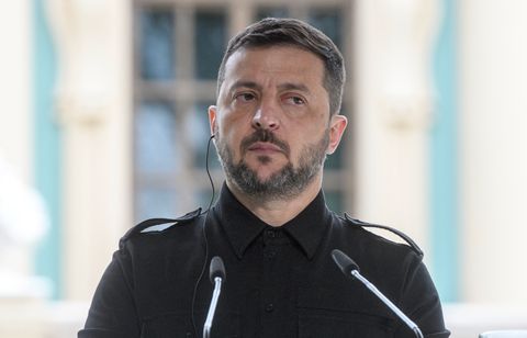 Zelensky insiste pour rencontrer Poutine et Moscou s'en agace
