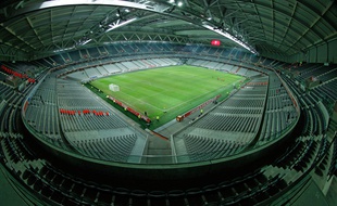 La pelouse du stade Pierre-Mauroy à Lille.