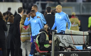 Patrice Evra, qui était remplaçant, a été exclu avant même le coup d'envoi.
