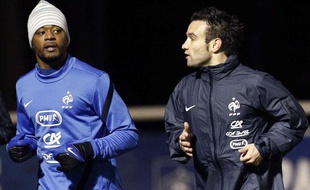 Mathieu Valbuena et Patrice Evra lors d'un entraînement, le 12 novembre 2012 à Clairefontaine.