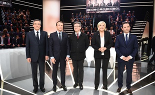 Francois Fillon, Emmanuel Macron, Jean Luc Melenchon, Marine Le Pen et Benoit Hamon durant le premier débat présidentiel, le 20 mars 2017, à Paris.