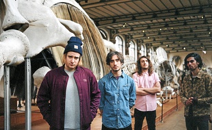 Les quatre amis de lycée signent un premier album aux sonorités électro.