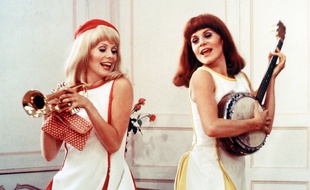 Catherine Deneuve et Françoise Dorléac dans un extrait des «Demoiselles de Rochefort»