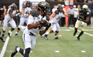 Un joueur des Missouri Tigers, lors d'un match contre les Vanderbilt Commodores, le 24 octobre 2015 à Nashville.