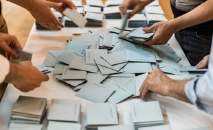 Illustration du comptage de votes pendant les élections européennes du 26 mai 2019.