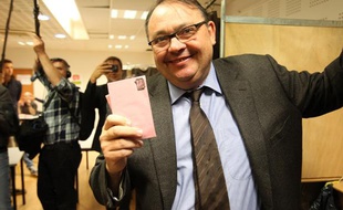 Patrick Mennucci, le jour du second tour de la primaire socialiste à Marseille, le 20 octobre 2013.