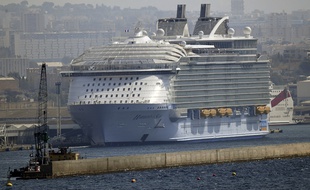 Le plus gros paquebot de croisière à Marseille en septembre 2016