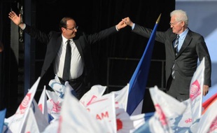 L'ancien Premier ministre Lionel Jospin a rendu jeudi à Toulouse, au dernier grand meeting de campagne présidentielle de François Hollande, un vibrant hommage au candidat PS qui "redonnera la dignité à la fonction de président", tout en lançant: "la victoire est possible, la victoire se dessine"