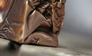 Statuette des Césars. Illustration.
