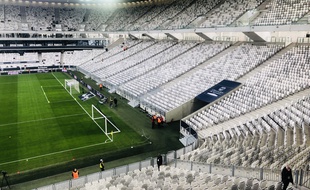 Le Virage Sud complètement fermé à l'occasion de Bordeaux-Strasbourg.