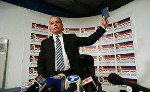 Manuel Rosales le 1er octobre 2009 à Lima