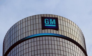 Le siège de General Motors à Detroit, au Michigan. Le constructeur automobile a évalué à 19 le nombre de décès dans l'affaire des rappels tardifs de véhicules munis d'un commutateur d'allumage défaillant