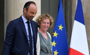 Le Premier ministre Edouard Philippe et sa ministre du Travail Muriel Pénicaud devant l'Elysée le 30 août 2017.