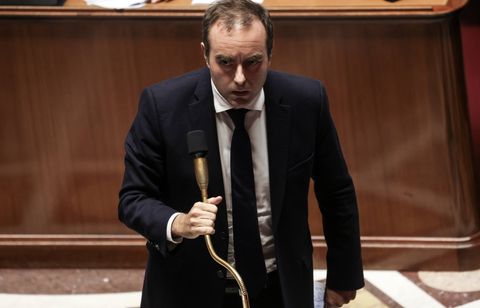 Lecornu s’éloigne de la censure, procès Jubillar et répression à Gaza