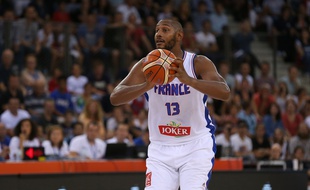 Boris Diaw, le capitaine des Bleus, va connaître sa 200e sélection en équipe de France face à l'Allemagne, ce vendredi à Strasbourg. (Archives)