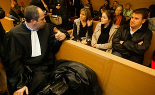 Victime d’une intoxication en 2004, Paul François, originaire de Charente, soulève la responsabilité du géant de l’agroalimentaire Monsanto basé à Bron, au tribunal de Lyon, le 12 décembre 2011.