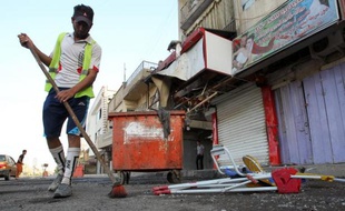De nouvelles attaques samedi en Irak ont coûté la vie à 10 personnes, dont sept d'une même famille à Bagdad, ont annoncé des responsables médicaux et de sécurité.