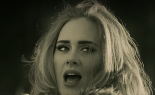 Adele dans le clip de «Hello», réalisé par Xavier Dolan.