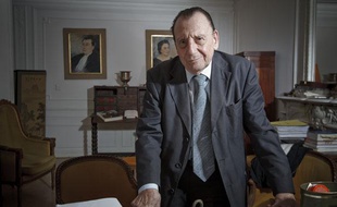 Paris le 27 aout 2013. Portrait de Pierre GONZALEZ de GASPARD avocat pénaliste au barreau de Paris, avocat de Francis Heaulme au futur procès du presumé auteur du double meurtre de Montigny-les-Metz.