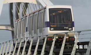 Illustration ligne de metro aerien a Toulouse.