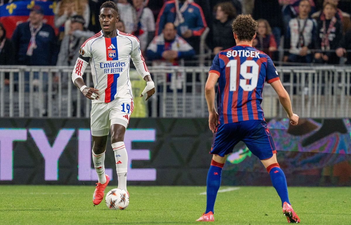 EN DIRECT Betis Séville - OL : Lyon défie son adversaire le plus prestigieux en Ligue Europa sans Tolisso... Suivez le match avec nous dès 20h30...