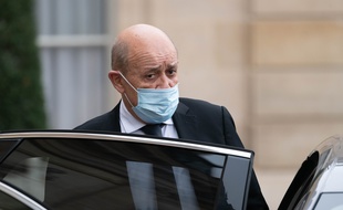 Le ministre français des Affaires étrangères Jean-Yves Le Drian a lancé un message de paix au monde musulman