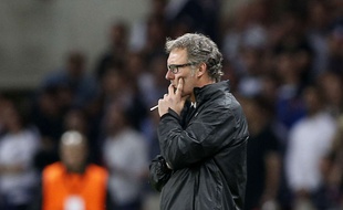 Laurent Blanc lors du match entre le PSG et le Barça le 15 avril 2015.