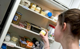 Partage du réfrigérateur lors d'une colocation.