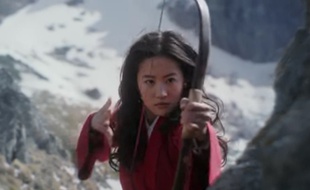 Vingt-deux ans après la version animée qui avait rencontré un succès planétaire, "Mulan" revient sur grand écran, avec l'actrice Liu Yifei.