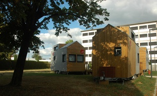 Les tiny houses envisagées sont sur le modèle de celles installées par le Crous à Pau.