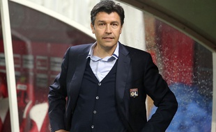 Hubert Fournier lors de Reims-Lyon le 26 avril 2015.