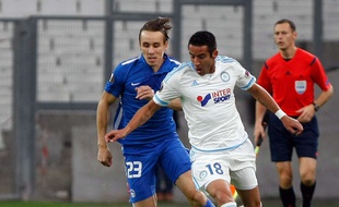 Le Marseillais Isla face au Slovan Liberec, en octobre 2015. (AP Photo/Claude Paris)