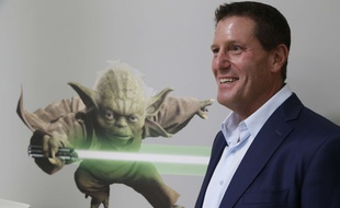 Kevin Mayer était un responsable de Disney