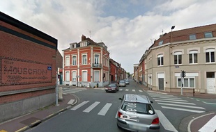 Le carrefour entre la rue de Guisnes et la rue Winoc-Chocqueel à Tourcoing.