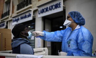 Un test covid-19, à Paris, le 29 août 2020.