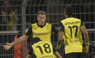 Les joueurs de Dortmund, Sahin, Sturm et Aubameyang fêtent leur victoire face à Marseille (3-0) en Ligue des champions, le 1er octobre 2013.