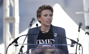 Scarlett Johansson lors de la «Marche des femmes» à Los Angeles le 20 janvier 2018