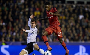 Auteur d'un superbe but mercredi à Valence, Maxwel Cornet portera quasiment les espoirs offensifs de l'OL ce dimanche en raison de la blessure d'Alexandre Lacazette. SIPAN