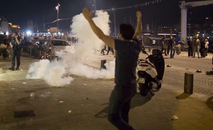 Des heurts ont éclaté à Marseille entre supporters anglais et locaux, vendredi 10 juin 2016.