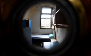 Illustration d'une cellule de la prison des femmes de Rennes.