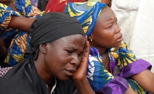 Mères de filles enlevées par les islamistes de Boko Haram à Chibok, au Nigeria, le 5 mai 2014