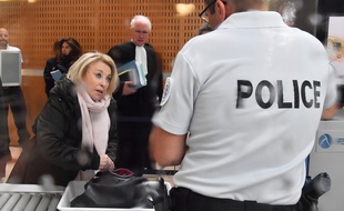 Maryse Joissains lors de son arrivée au tribunal
