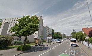 L'accident est survenu sur l'avenue Alphonse Juin, à Mulhouse, ce mardi vers 7h30.