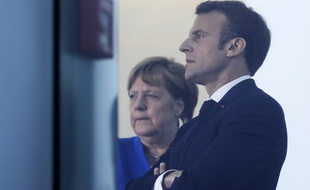 Angela Merkel et Emmanuel Macron lors d'une conférence de presse commune à la chancellerie fédérale, à Berlin.