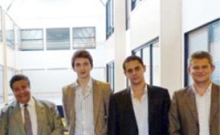 Yazid Sabeg et les membres d'Acces.