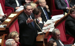 L'ancien ministre UMP Xavier Bertrand a estimé lundi que la présence du Front national au second tour de la législative partielle de Villeneuve-sur-Lot était "un message très clair" envoyé par les électeurs à toute la classe politique.