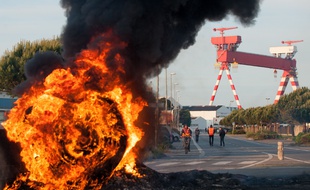 Blocage du port de Saint-Nazaire pour protester contre la loi travail.