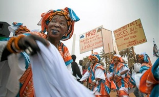 Hier, place de l'Obélisque à Dakar, il y avait surtout des militants.
