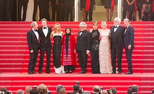 Le jury monte une dernière fois les marches le 22 mai 2016